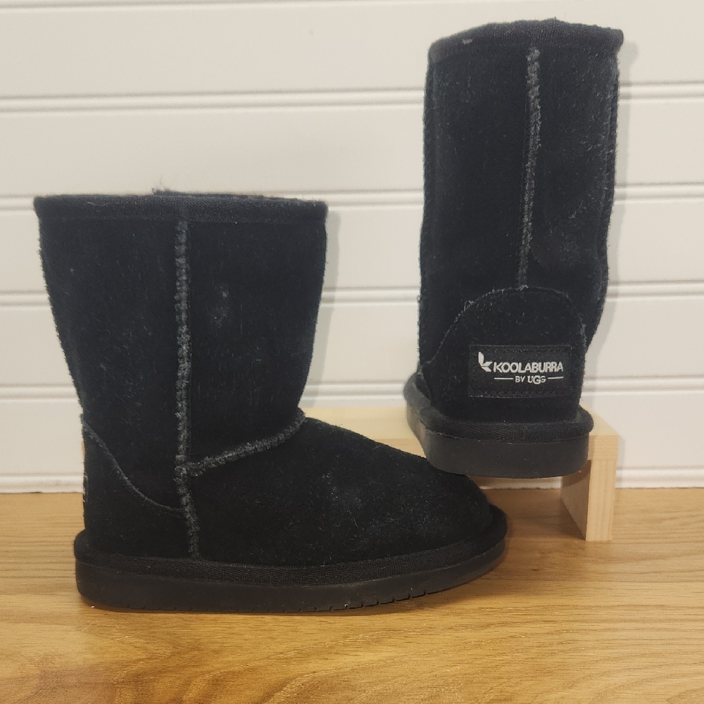 Koolaburra Black Shearling Boots Size 8